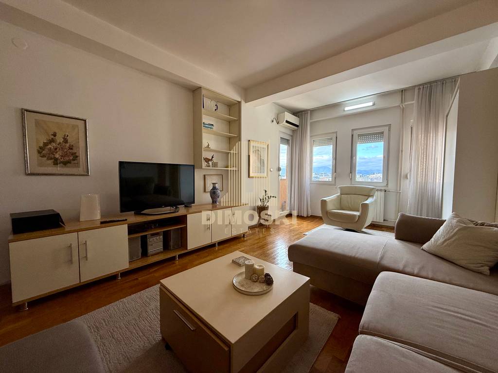 Аеродром Стан - 63м² | Острово