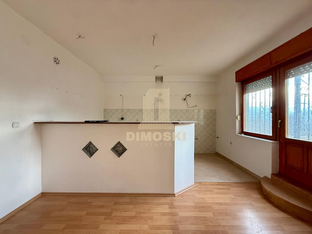 Горно Соње - Куќа Со Плац од 1500м²