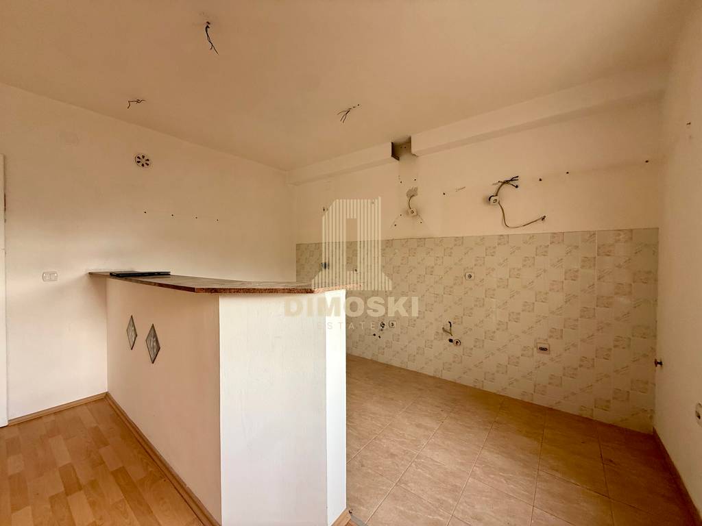 Горно Соње - Куќа Со Плац од 1500м²