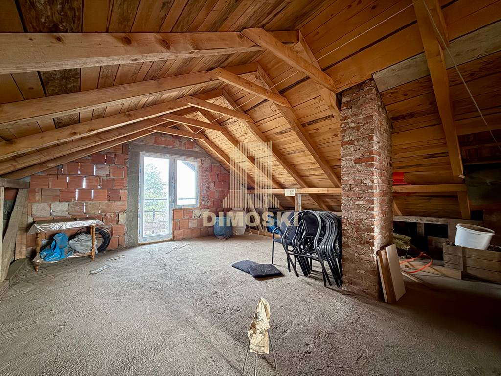 Горно Соње - Куќа Со Плац од 1500м²