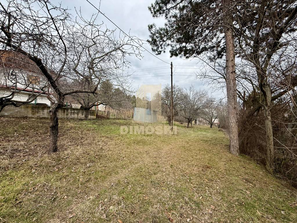 Горно Соње - Куќа Со Плац од 1500м²