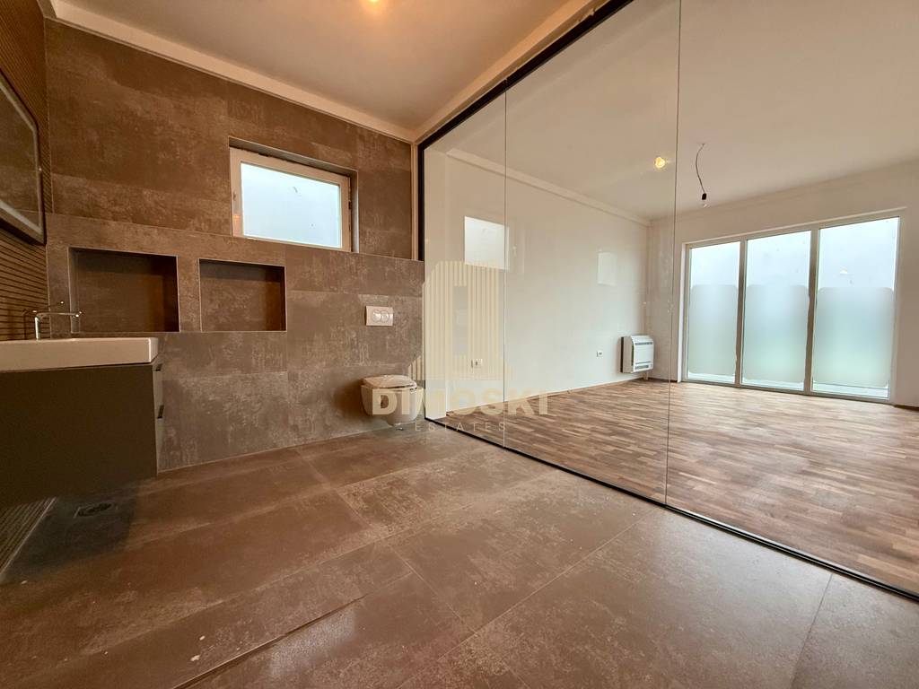 Сопиште - Нова Куќа Со Опција За Базен