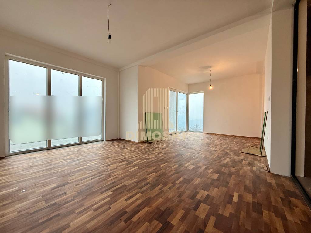 Сопиште - Нова Куќа Со Опција За Базен