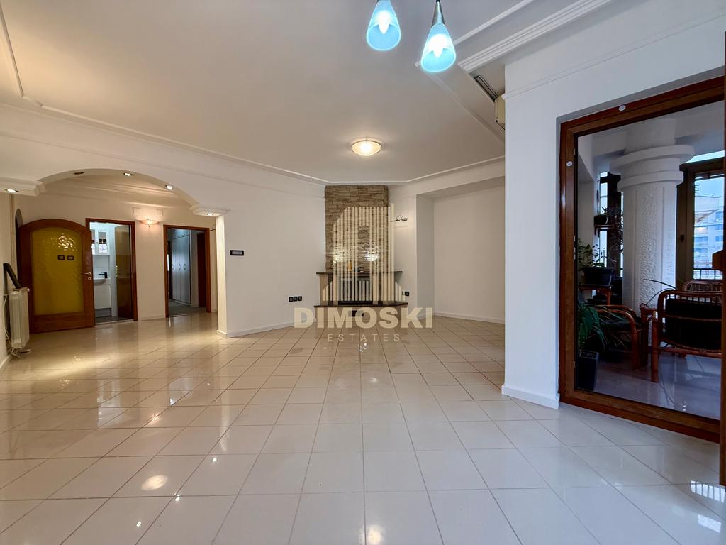 Универзална Сала - Стан 113м²