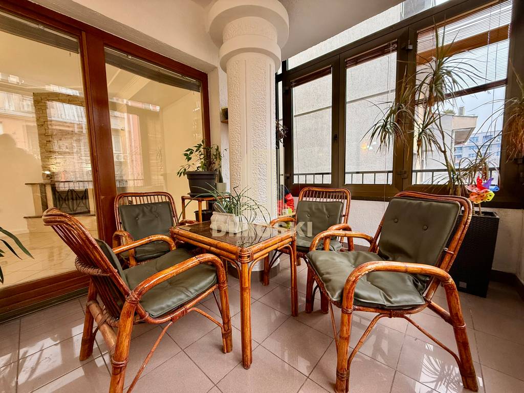 Универзална Сала - Стан 113м²