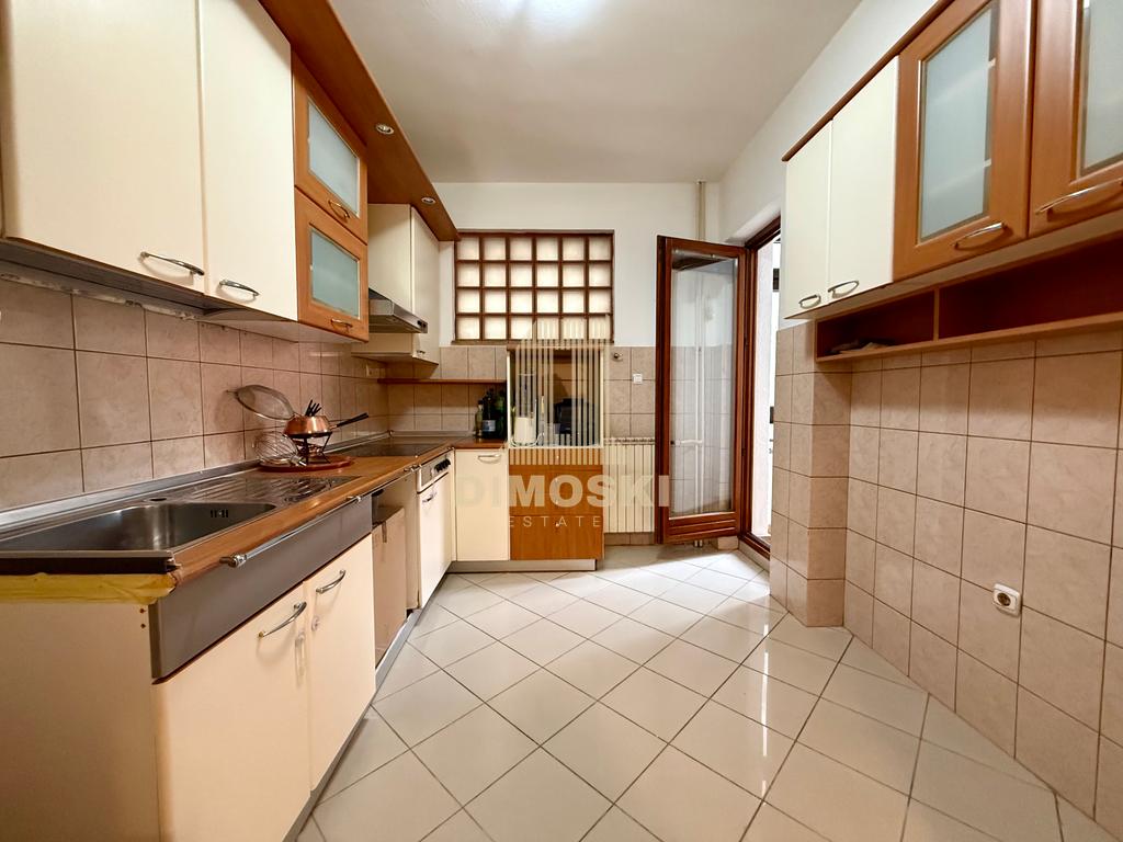 Универзална Сала - Стан 113м²