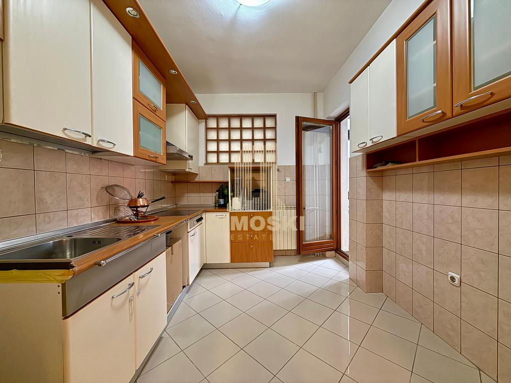 Универзална Сала - Стан 113м²