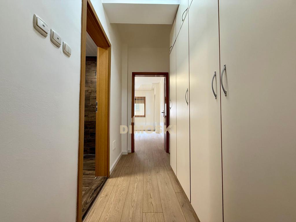 Универзална Сала - Стан 113м²