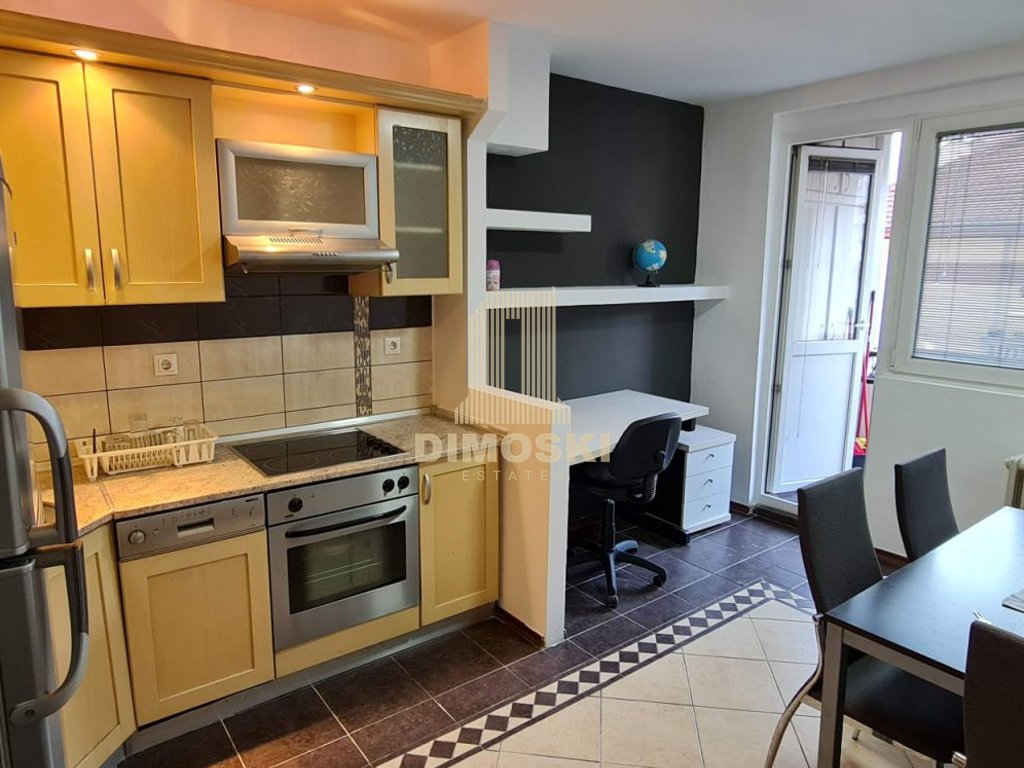 Строг Центар - Двособен Стан | 56м²