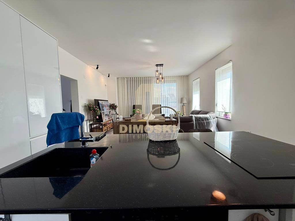 Визбегово - Опремена Куќа | 250м²