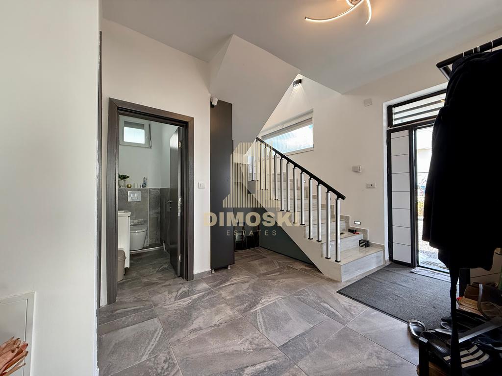 Визбегово - Опремена Куќа | 250м²