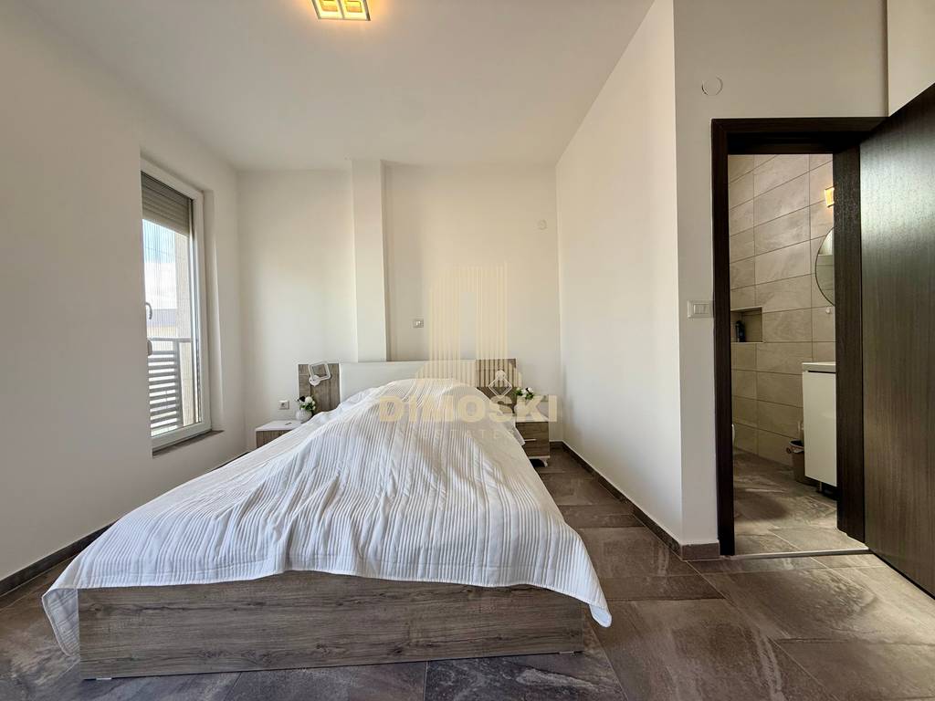 Визбегово - Опремена Куќа | 250м²