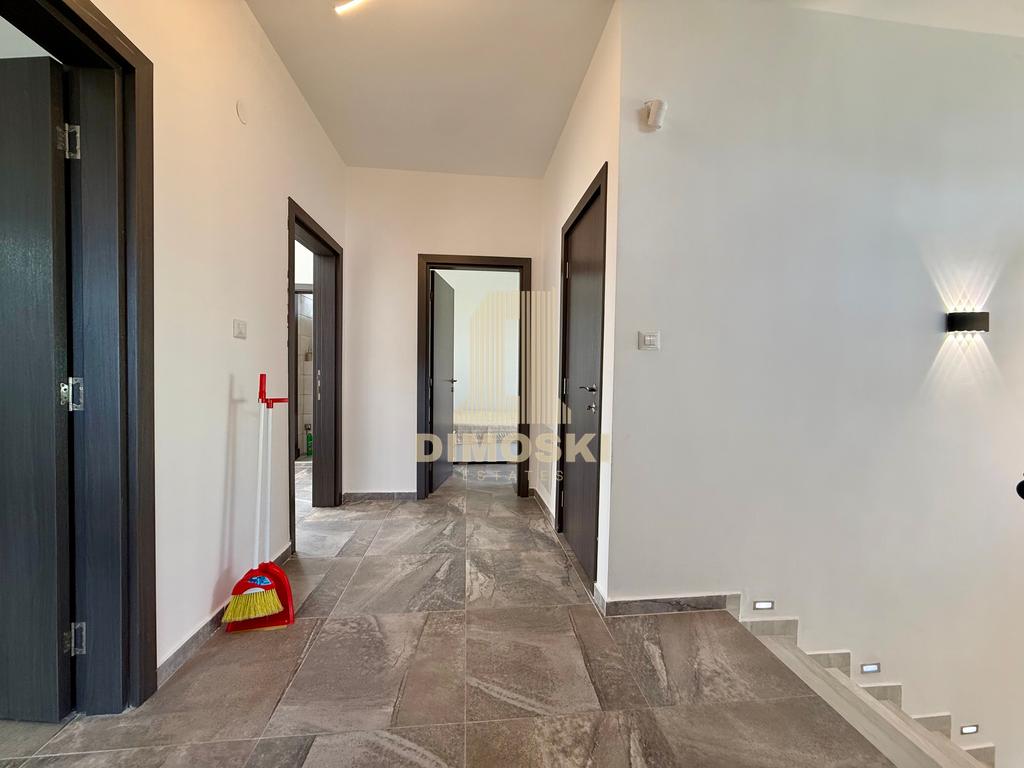 Визбегово - Опремена Куќа | 250м²