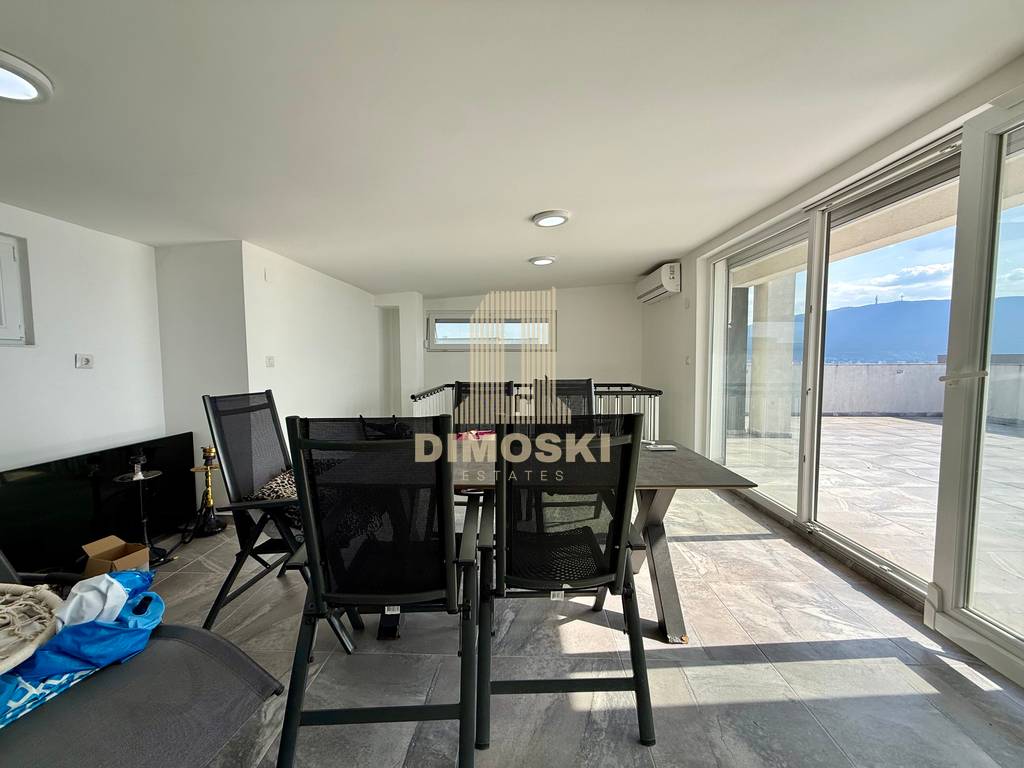 Визбегово - Опремена Куќа | 250м²