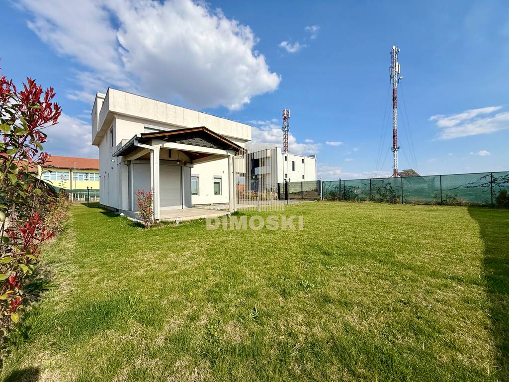 Визбегово - Опремена Куќа | 250м²