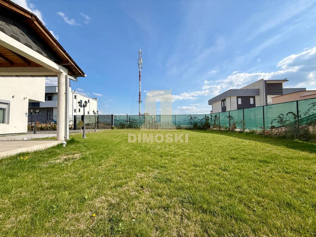 Визбегово - Опремена Куќа | 250м²