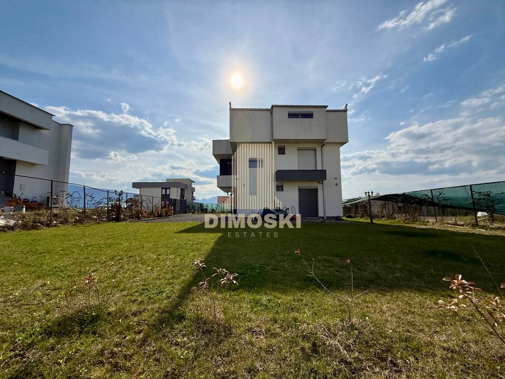 Визбегово - Опремена Куќа | 250м²