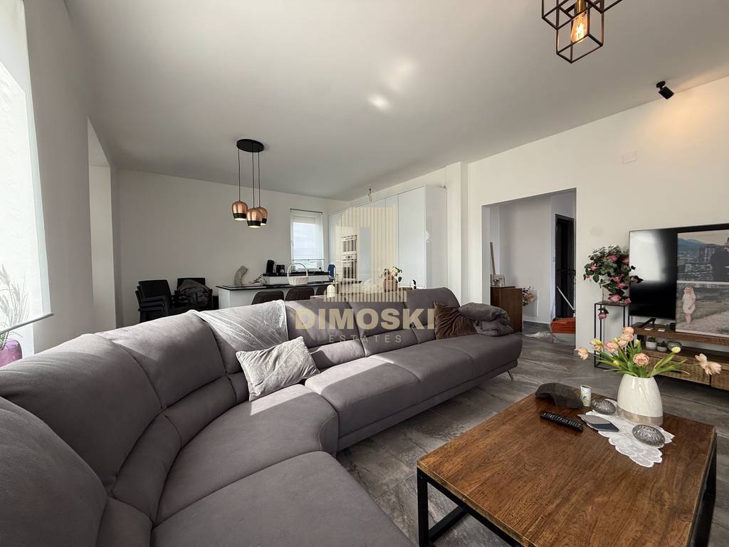 Визбегово - Опремена Куќа | 250м²