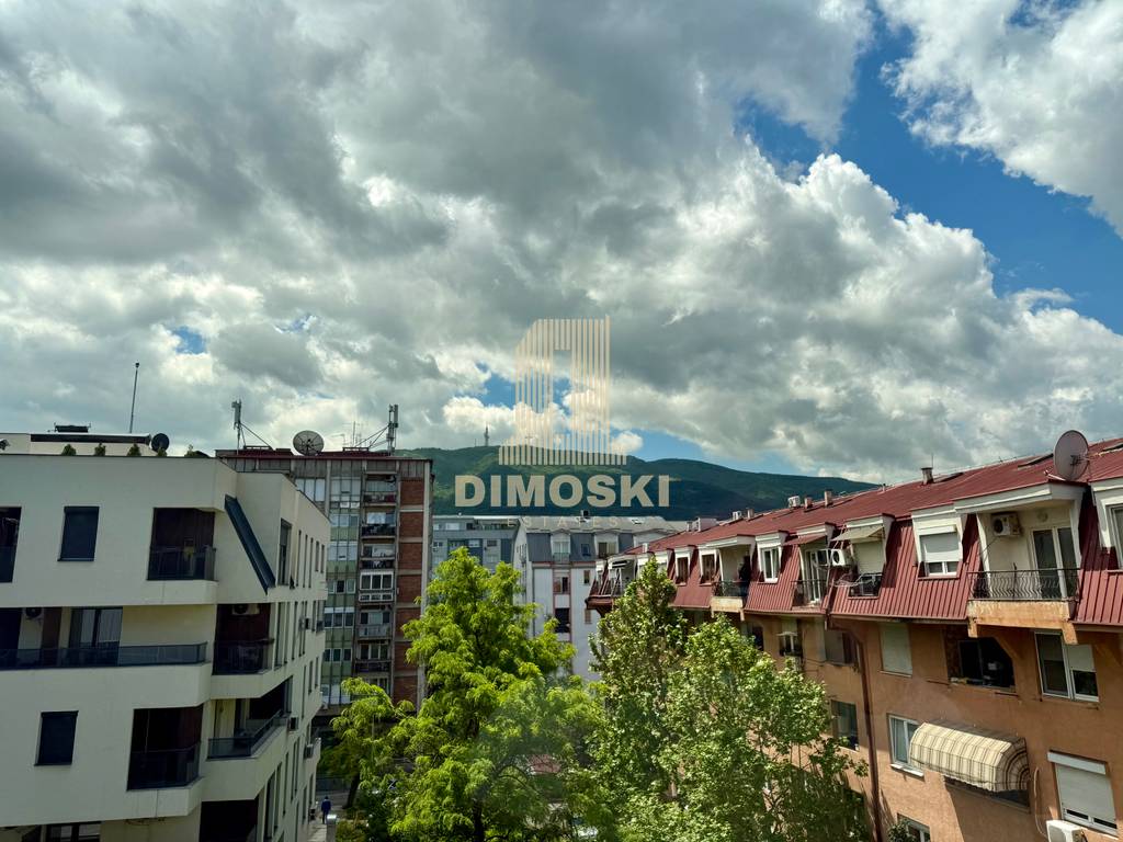 Карпош / Рузвелтова – Двособен Стан 57м²