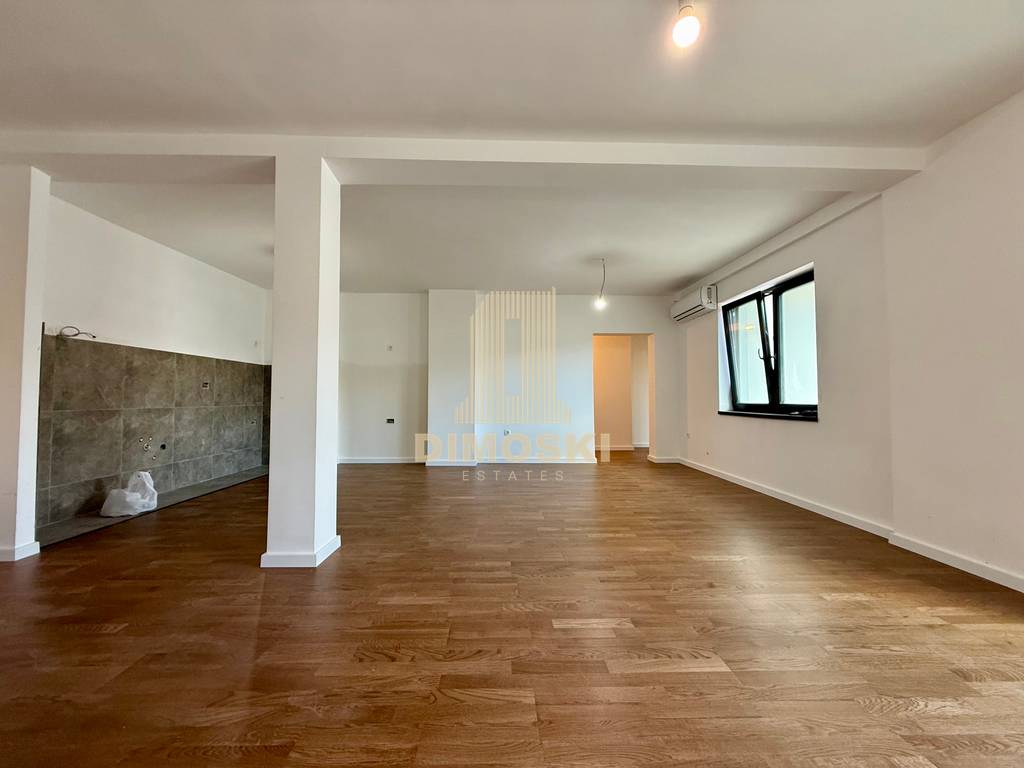 Водно - Нов Стан | Вклучен Паркинг | 135м²