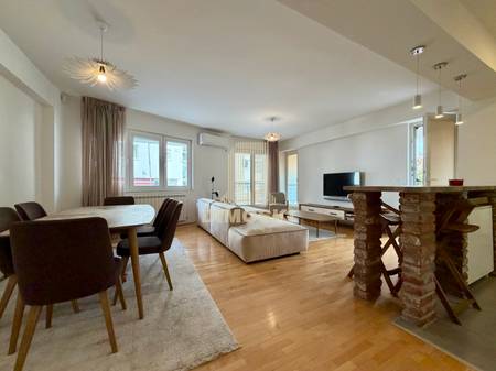 Козле | Трособен Стан – 102м² + 55м² Двор