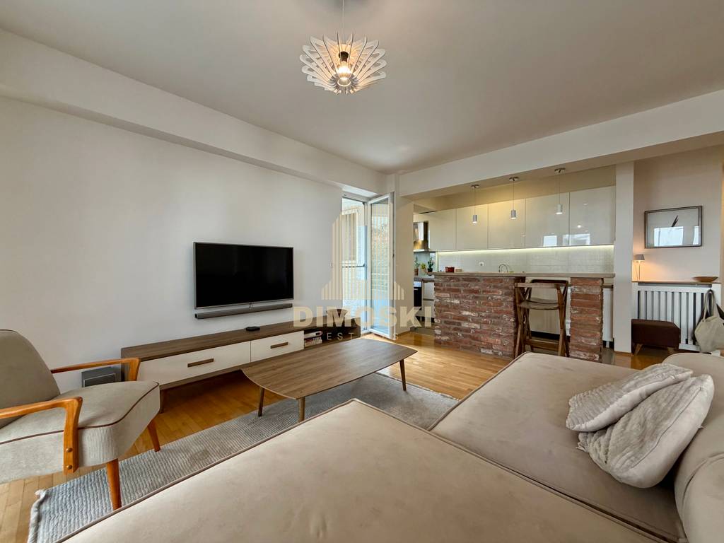 Козле | Трособен Стан – 102м² + 55м² Двор
