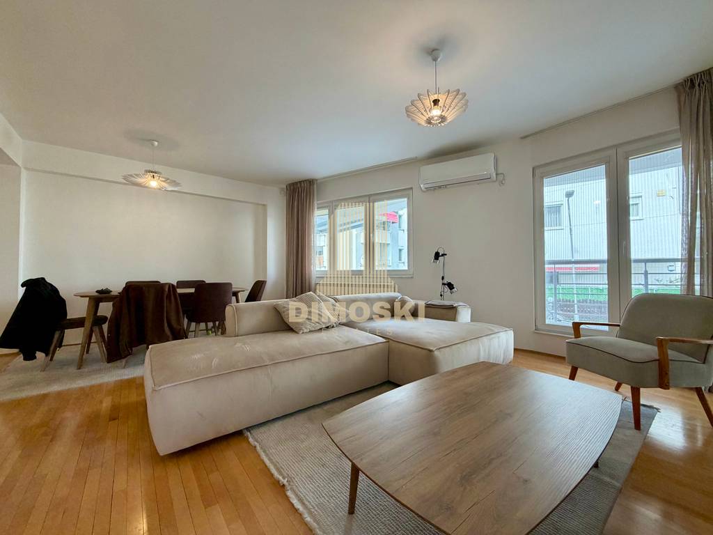 Козле | Трособен Стан – 102м² + 55м² Двор
