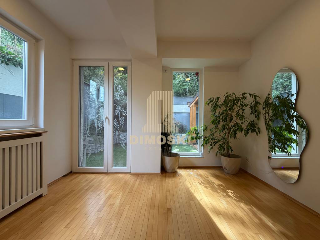 Козле | Трособен Стан – 102м² + 55м² Двор