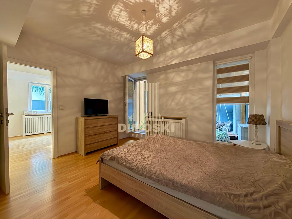 Козле | Трособен Стан – 102м² + 55м² Двор