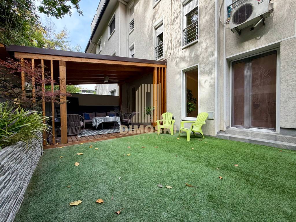Козле | Трособен Стан – 102м² + 55м² Двор