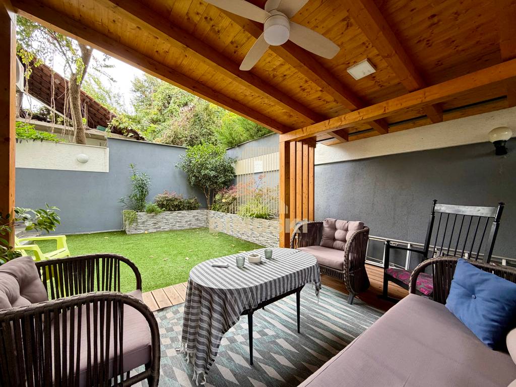 Козле | Трособен Стан – 102м² + 55м² Двор