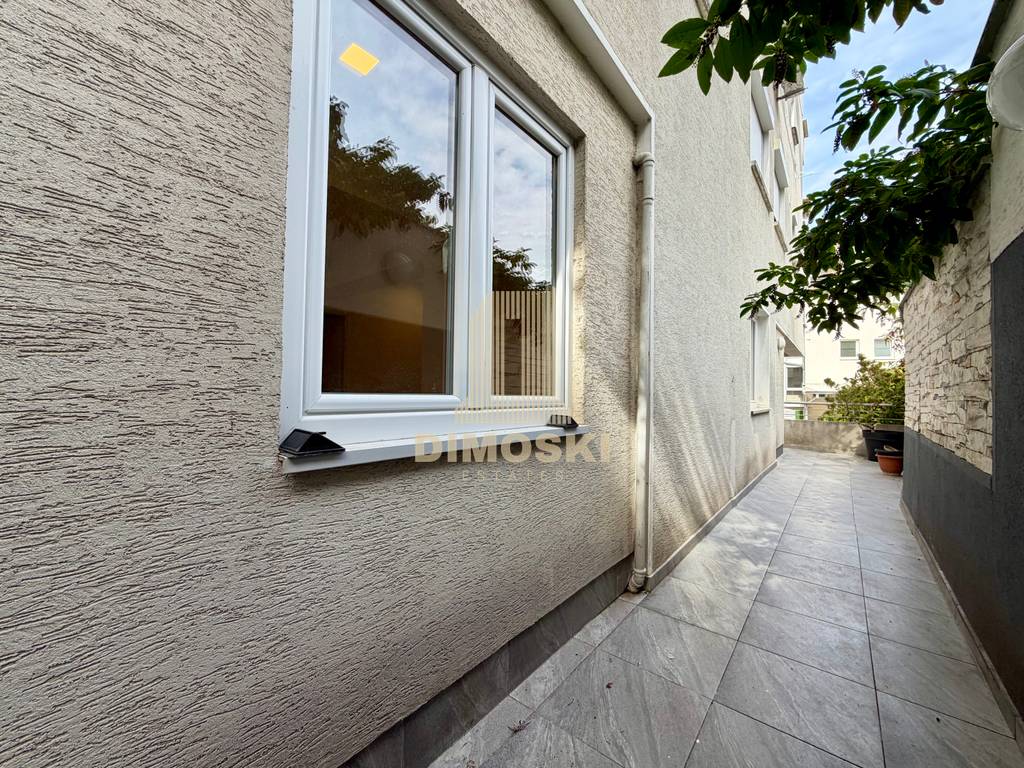 Козле | Трособен Стан – 102м² + 55м² Двор