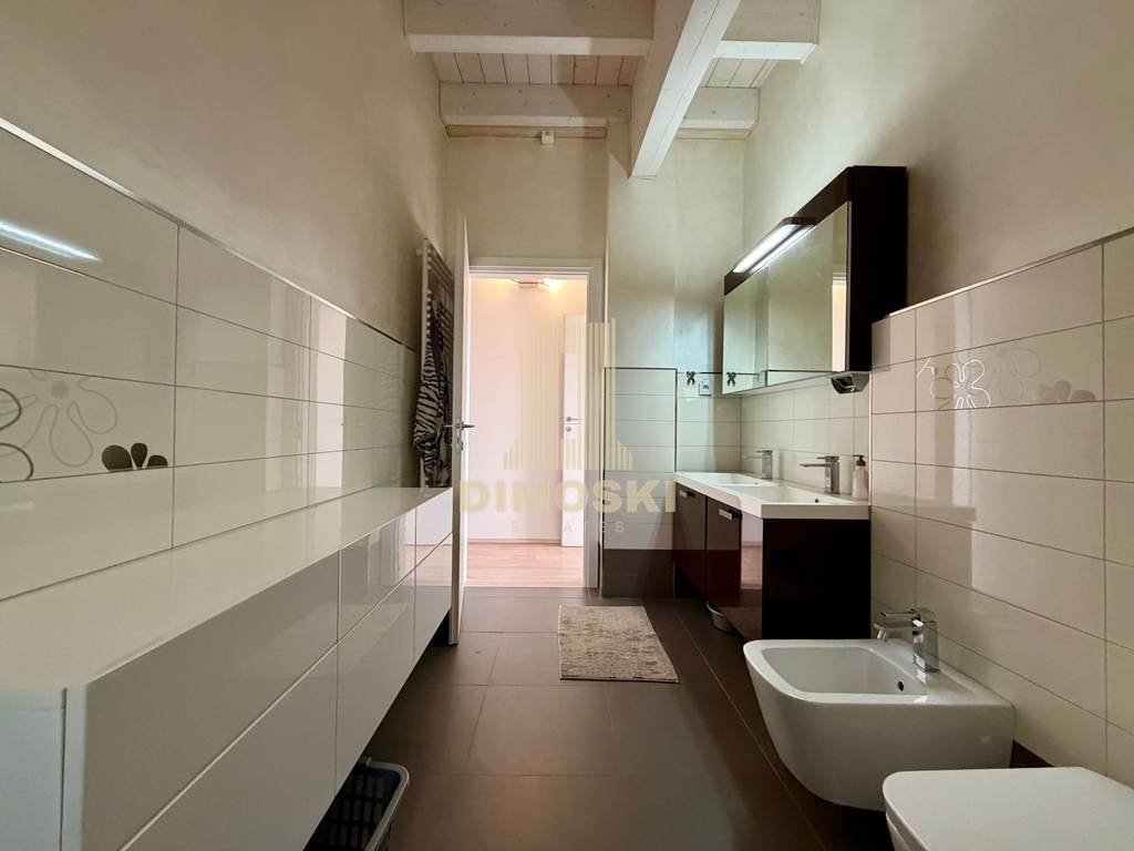 Водно | Трособен стан – 101м²