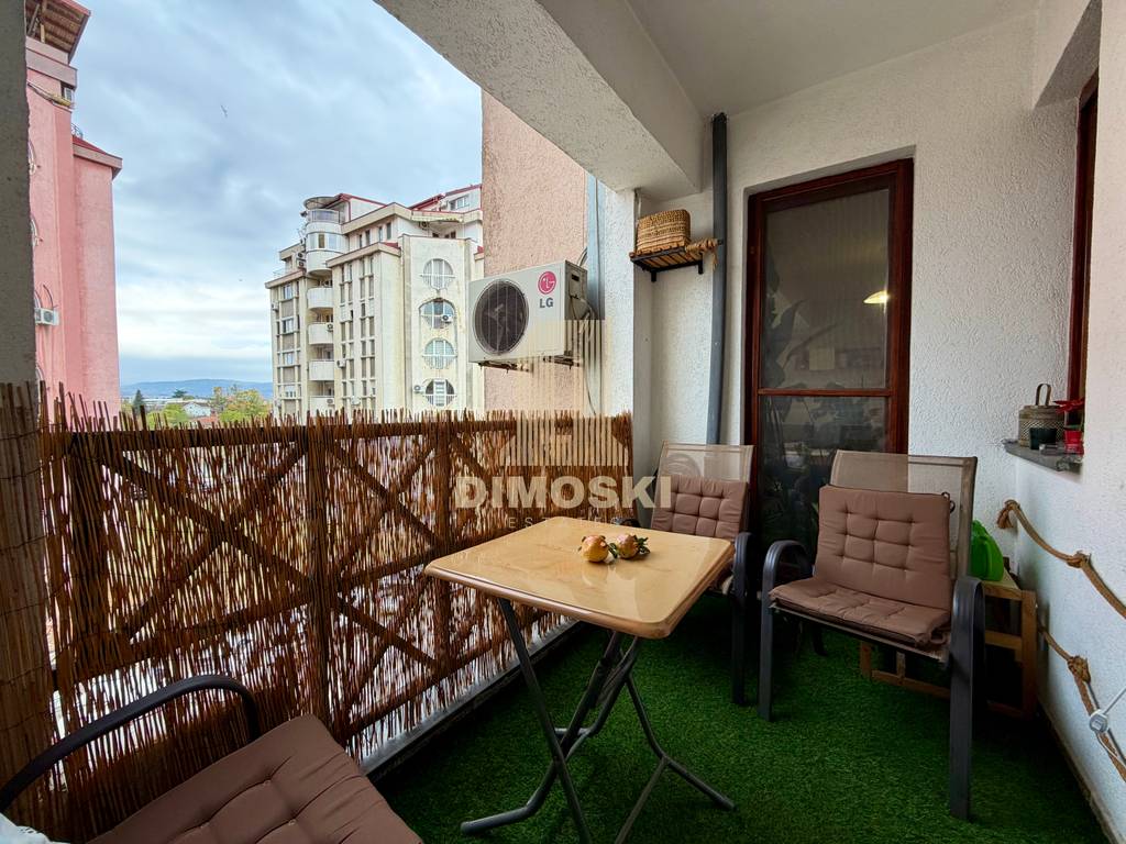 Карпош 4 | Трособен Стан – 87м²