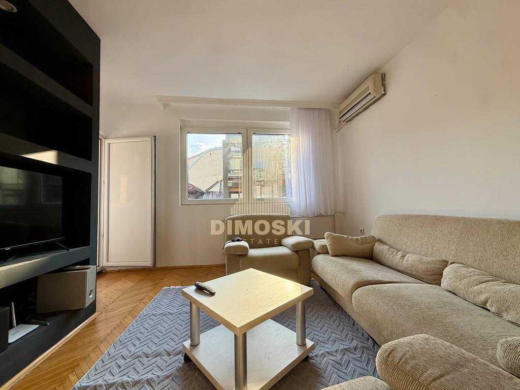 Строг Центар - Двособен Стан | 56м²