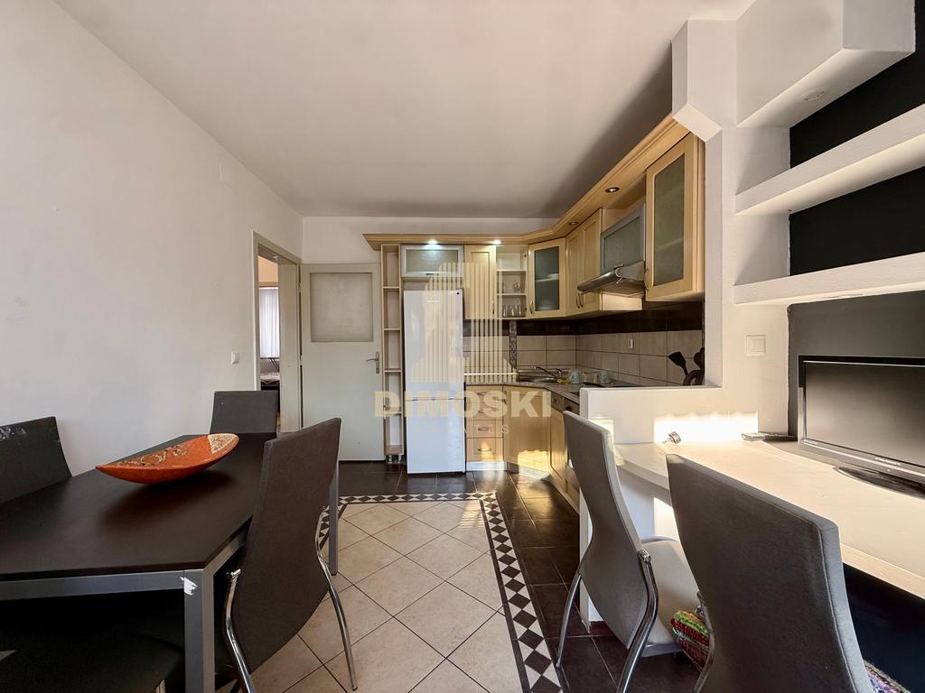 Строг Центар - Двособен Стан | 56м²