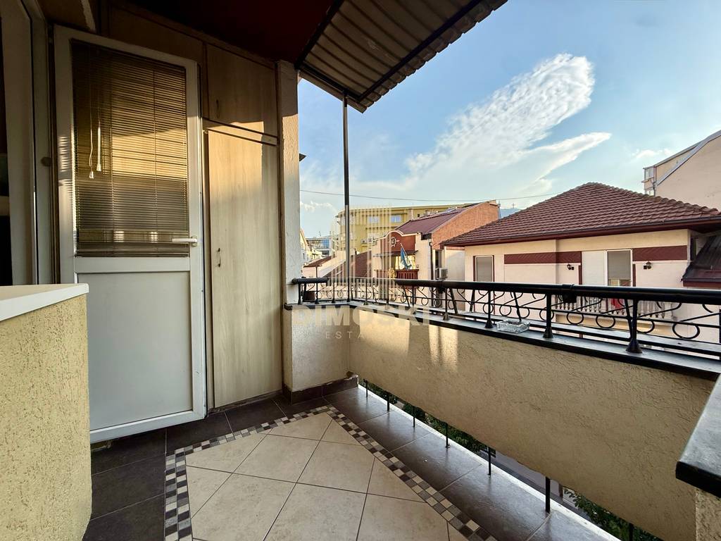 Строг Центар - Двособен Стан | 56м²
