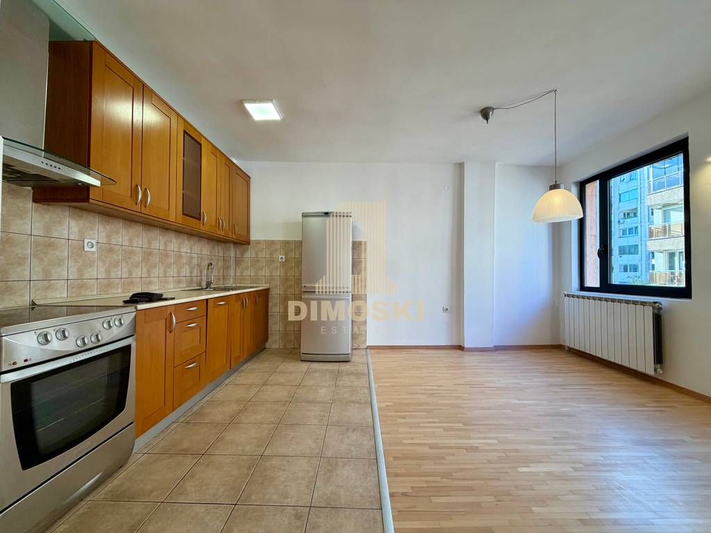 Центар | Четворособен Стан – 85м²