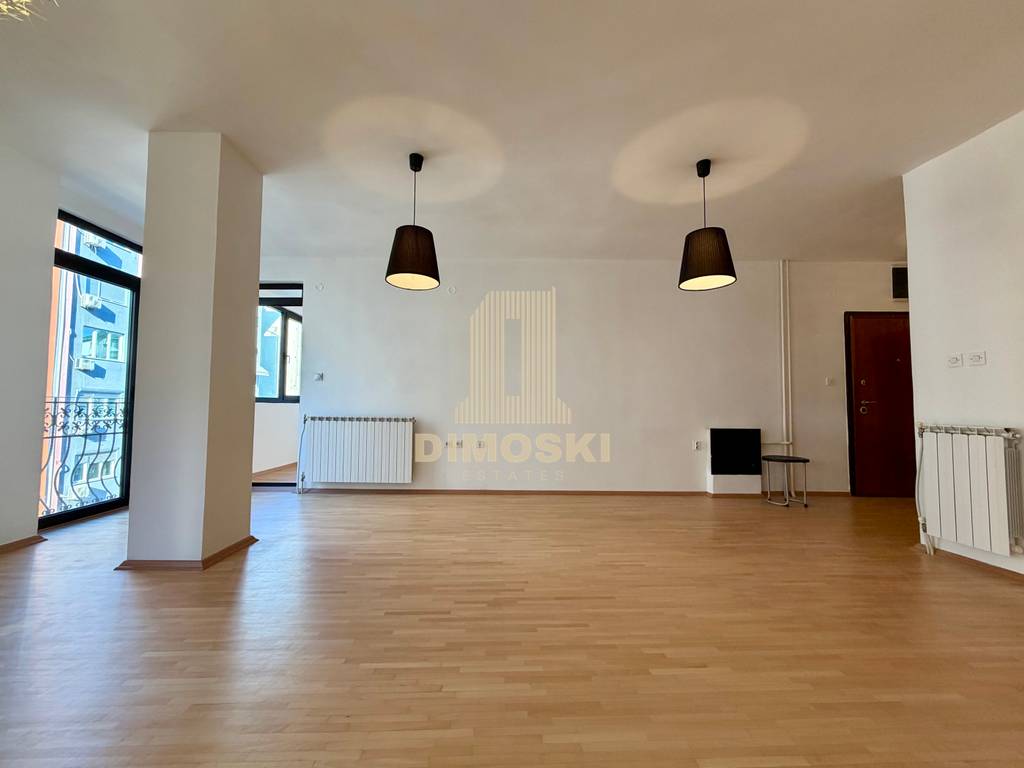 Центар | Четворособен Стан – 85м²