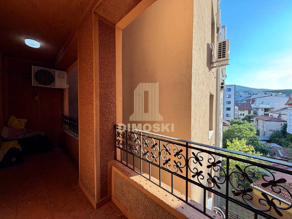 Центар | Четворособен Стан – 85м²