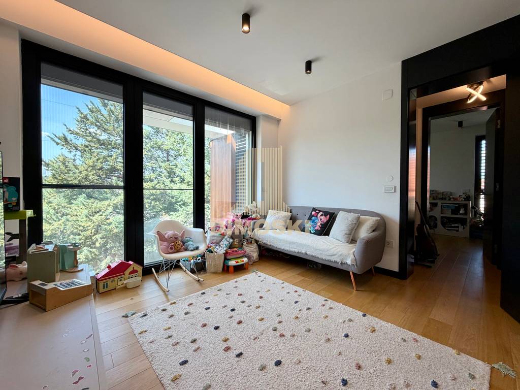 Тафталиџе - Четворособен Уникатен Дуплекс | 127м²