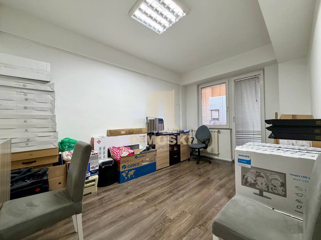 Центар / Тифани - Петсобен Стан | 130м²
