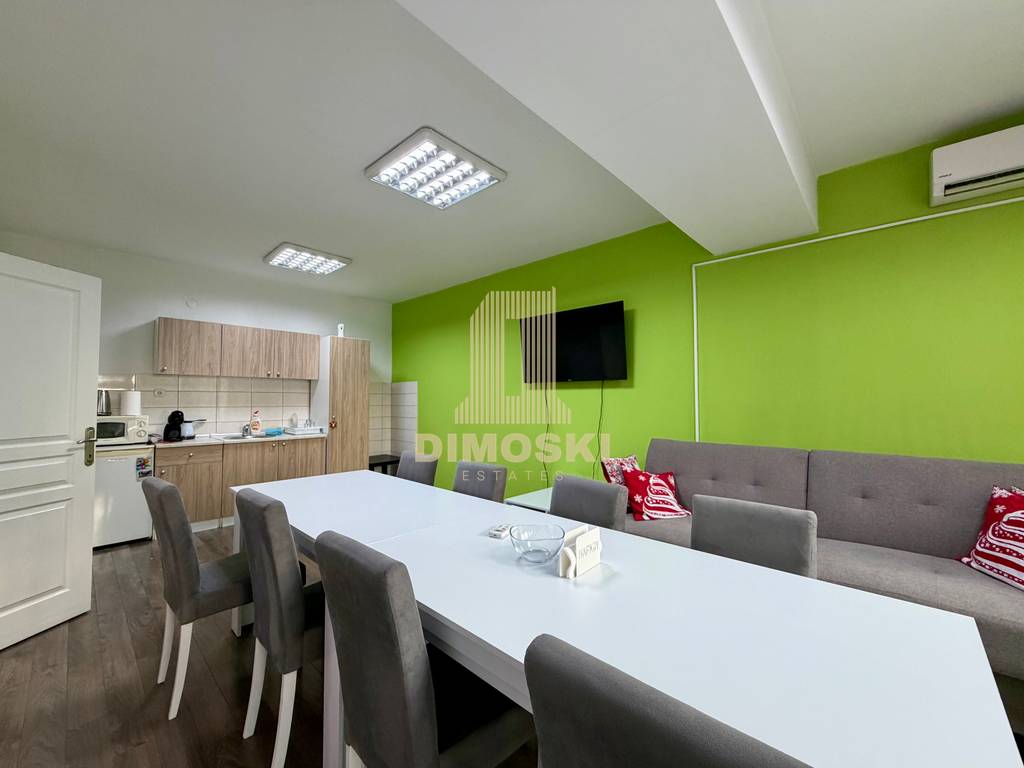 Центар / Тифани - Петсобен Стан | 130м²