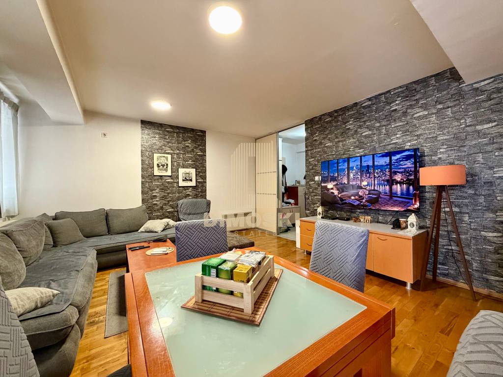 Кисела Вода | Трособен Стан - 70м²