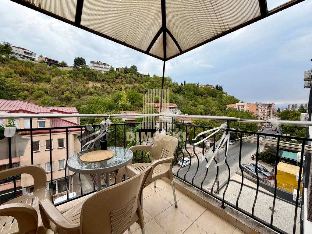 Кисела Вода | Трособен Стан - 70м²