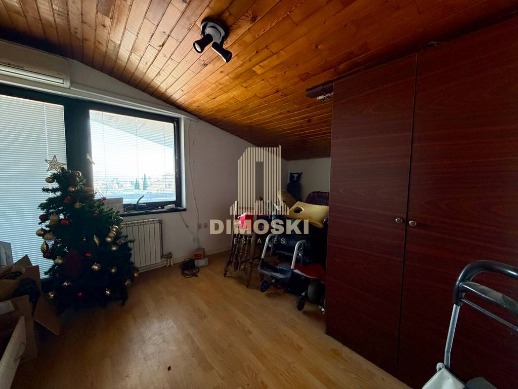 Долно Водно | Куќа - 396м² Со Двор - 639м²
