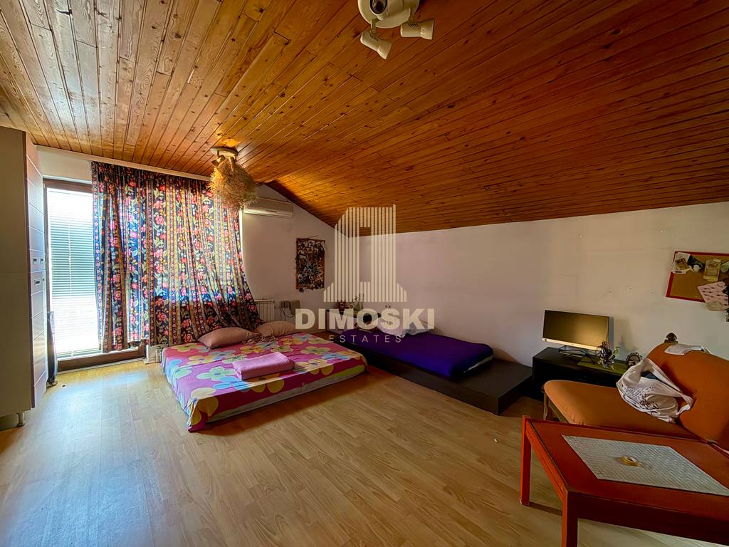 Долно Водно | Куќа - 396м² Со Двор - 639м²