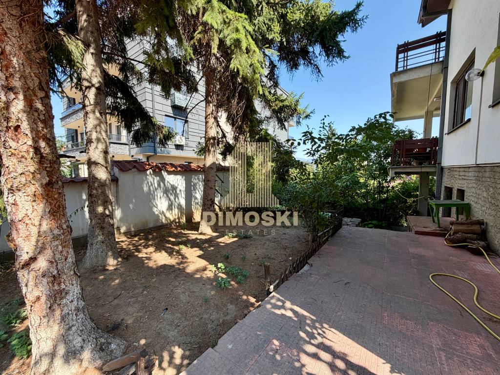 Долно Водно | Куќа - 396м² Со Двор - 639м²