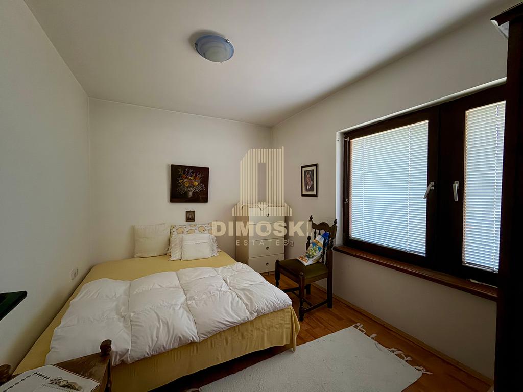 Долно Водно | Куќа - 396м² Со Двор - 639м²