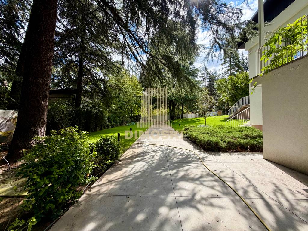Водно | Ексклузивна Резиденција за Издавање – 300м²